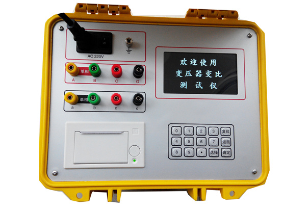 LCBZC-B變壓器變比測試儀，可以檢查變壓器的繞組、分接開關(guān)的狀況,判斷變壓器是否存在線圈短路、連接錯誤、匝間短路等缺陷，從而保證設(shè)備的安全使用。